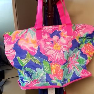 Nwt collapsable travel bag